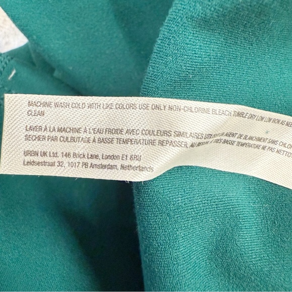 NWT Free People Movement x Hatch Never Better Leggings
Garden Green, Size XL - Picture 12 of 12